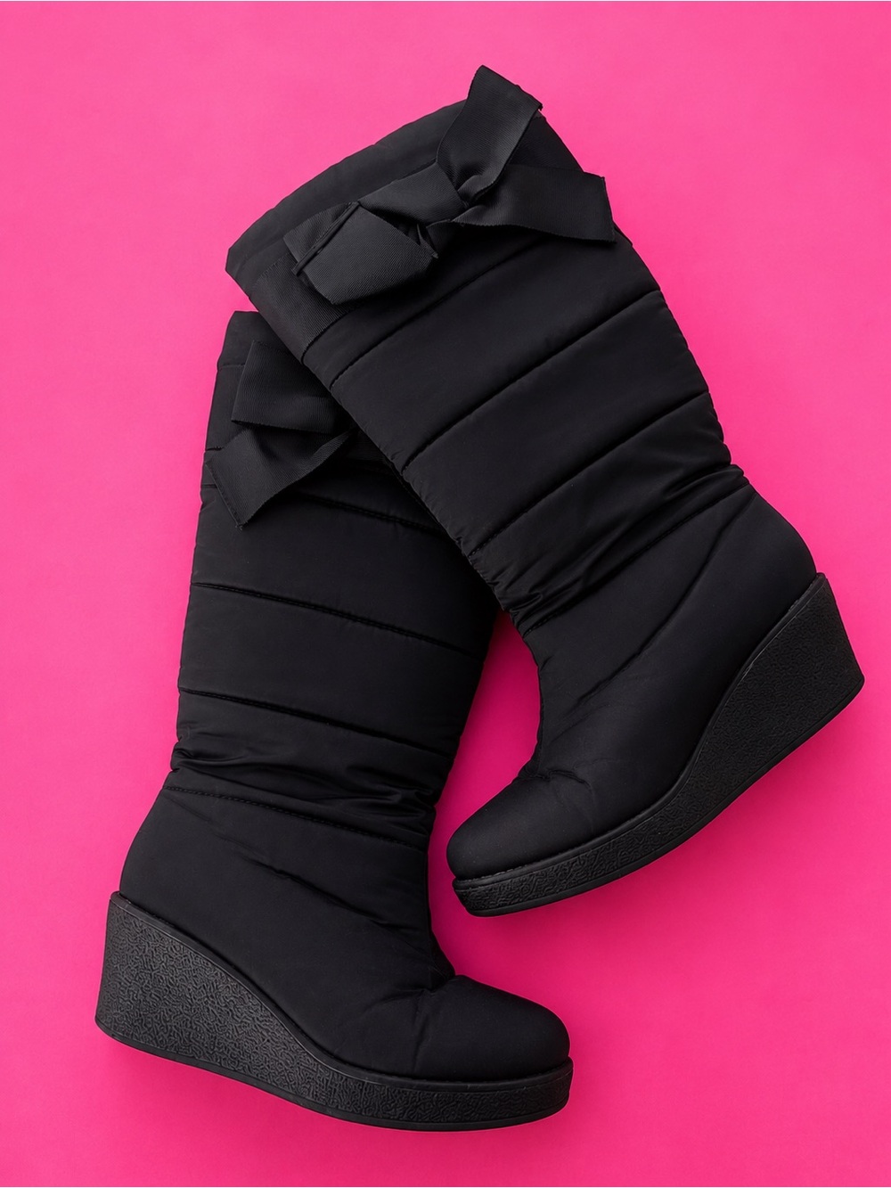 Kate Spade Cagney Black Quilted Bow Pink Interior Boots Size 8.5